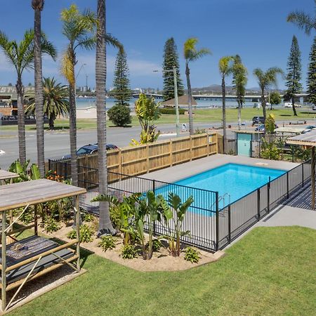 South Pacific Palms Motor Inn Tuncurry Exterior photo